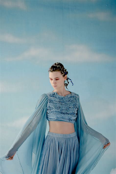 ILK - butterfly top - Elahe