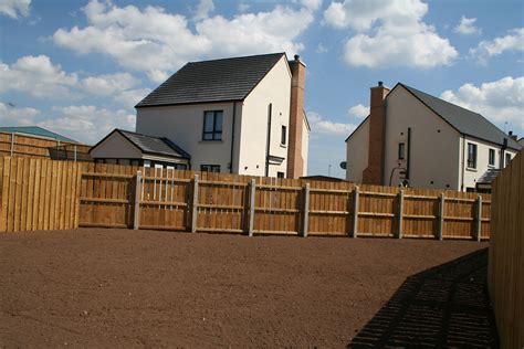 Using Postcrete for Fence Posts 的图像结果