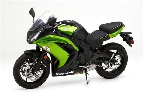 How the Kawasaki Versys 650 differs from its platform brothers, the ...