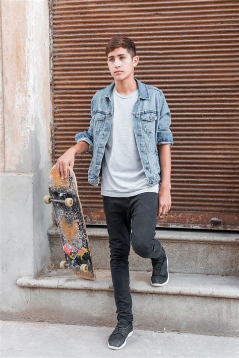 Teen boy full body Images - Free Download on Freepik