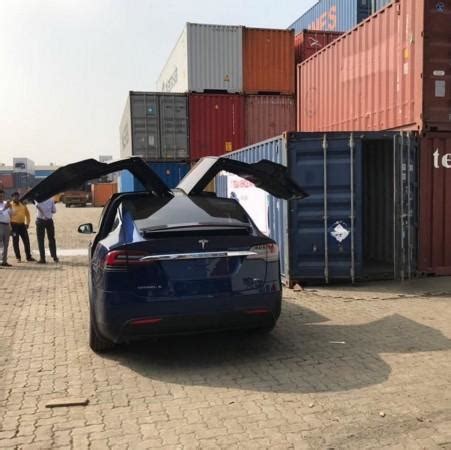 India gets its first Tesla Model X electric SUV; take a look - IBTimes ...
