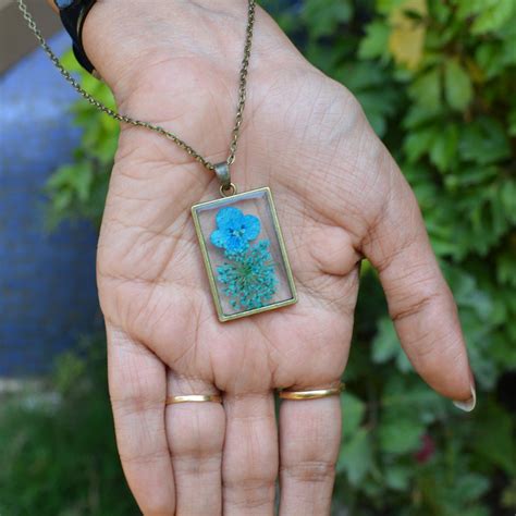 Gust of Blue Real Dried Flower Necklace – Serene Floral Charm