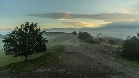 Los tres elementos del amanecer de junio