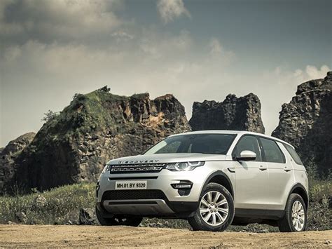 Land Rover Discovery Sport HSE TD4 5-seater Test Drive Review - ZigWheels