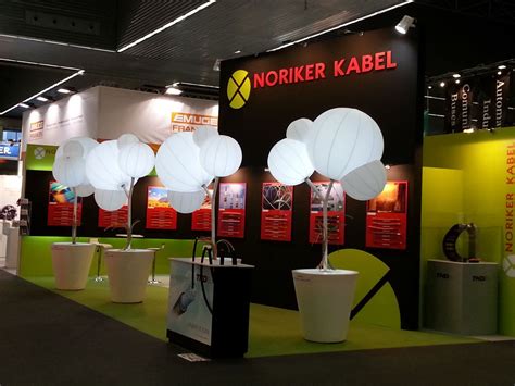 TECNO3D: Customer Reviews, Stands and Services