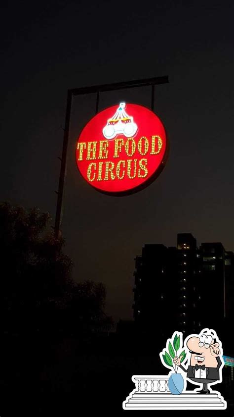 The Food Circus, Ahmedabad, XFXX+JGJ - Restaurant reviews