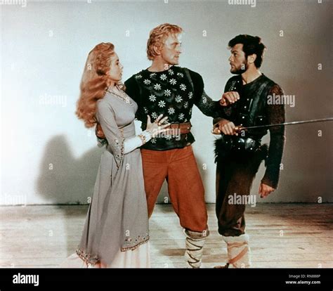 Janet leigh tony curtis vikings hi-res stock photography and images - Alamy