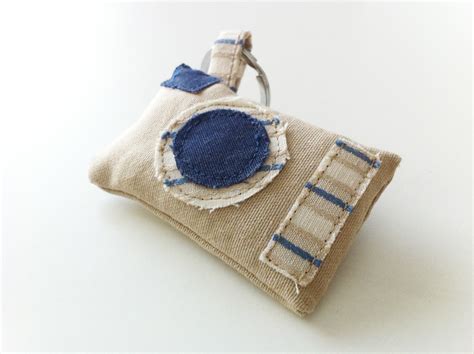 Llavero Cam - Estela y Papel - Regalos creativos hechos a mano - Handmade