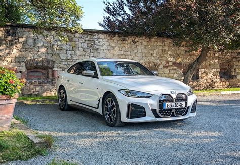 Erfahrungsbericht zum BMW i4 M50