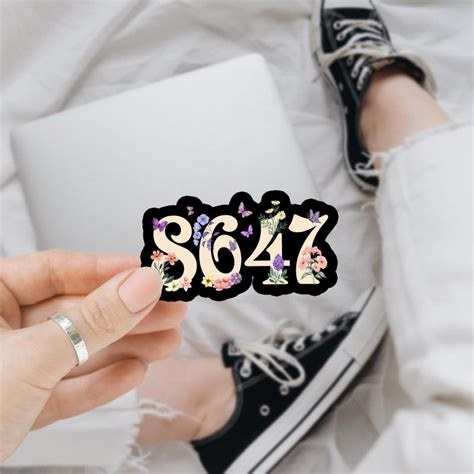 Left-Wing Sticker 的图像结果