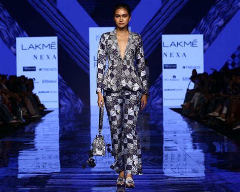 A #Throwback To Some Of Our Favourite Looks From Lakme Fashion Week ...