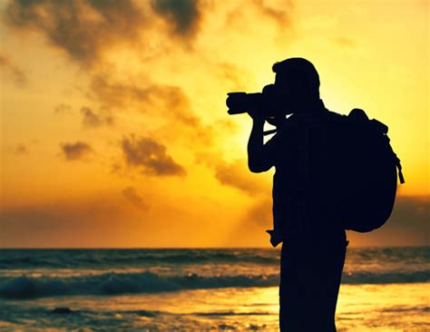 Breaking into travel Journalism - lifeberrys.com