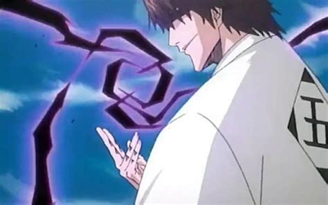 5 Alasan Kenapa Aizen Jadi Penjahat Terbaik di Bleach - Dafunda.com