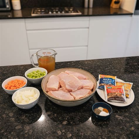 Comforting Slow Cooker Chicken Pot Roast - sundayyummy.com