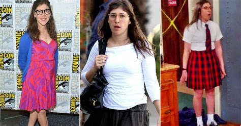 15 Mayim Bialik Outfits That Make Us Question Her Fashion Taste