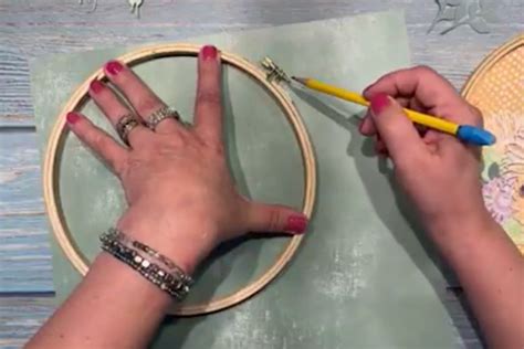 Embroidery Hoop Tutorial 的图像结果