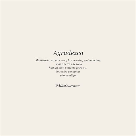 MIIA | Tienda de ropa femenina on Instagram: "🙏🏻" | Frases bonitas ...