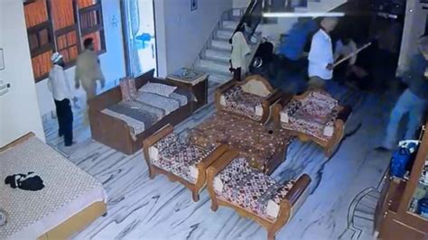 राजस्थान: पुलिस की वर्दी में बदमाश, बातचीत का बहाना... पूर्व मंत्री ...