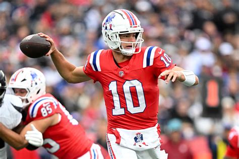Confidence seemingly comes easy for Patriots QB Drake Maye - CLNS Media