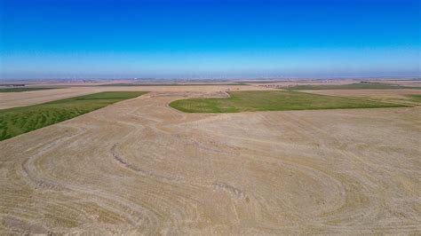 Land for Sale in High Plains Kansas Region between 600 and 700 Acres ...