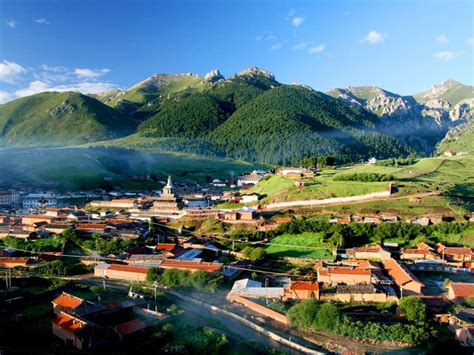 西藏：美丽乡村携程产业学院正式揭牌，助推乡村振兴和乡村旅游高质量发展！-晟景文旅