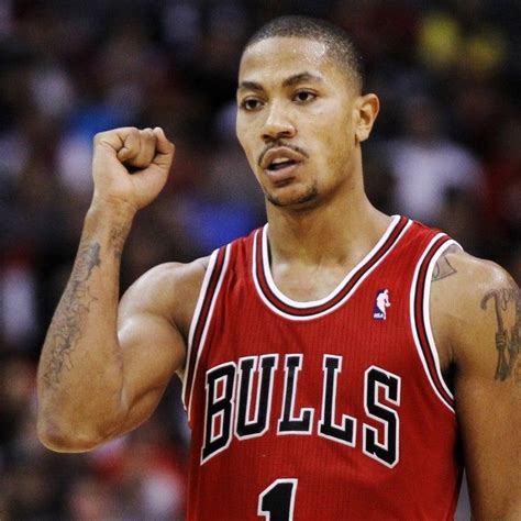 Derrick Rose Tears His Acl