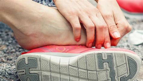 Lateral foot pain: Symptoms, causes, and treatment