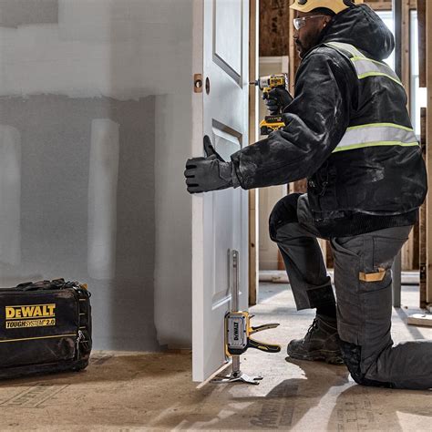 CHIARELI - Braço de Elevação DeWALT DWHT83550 TOUGHSERIES Construction ...