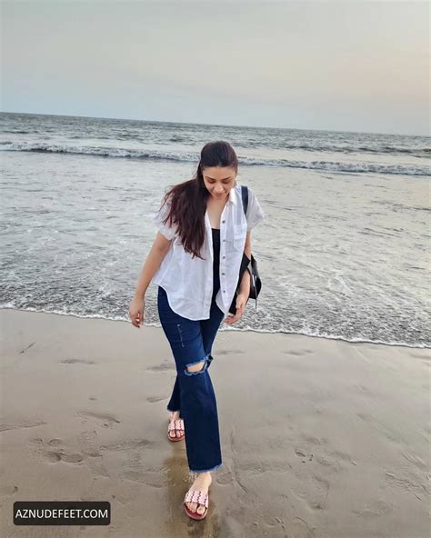 ANCHAL SINGH Feet - AZNudeFeet