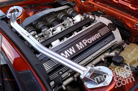 360 HP BMW E30 M3 Is Stunning - autoevolution