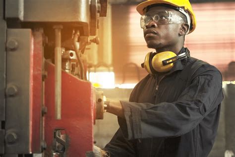 Local Manufacturing 的图像结果