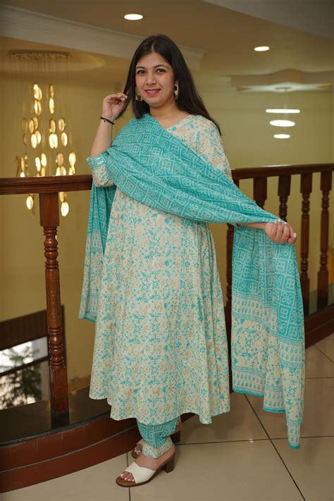 Buy Plus Size Anarkali Suits & Dresses - Apella