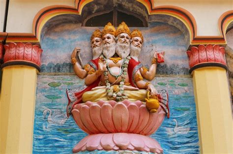 Brahma Temple Pushkar: Only Brahma Temple In The World