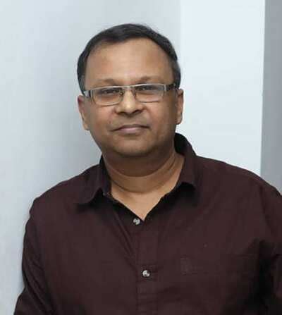 #2020 has forced us to think about our present: Atanu Ghosh | Bengali ...