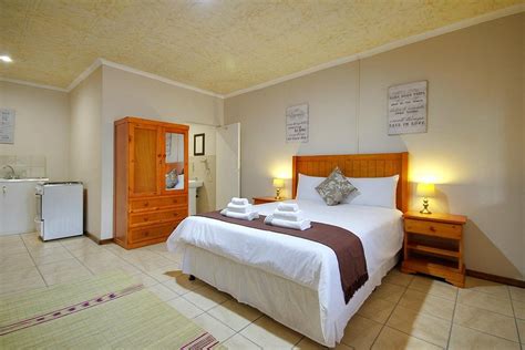 EAGLES NEST GUESTHOUSE (Eshowe) - Guesthouse Reviews, Photos, Rate ...