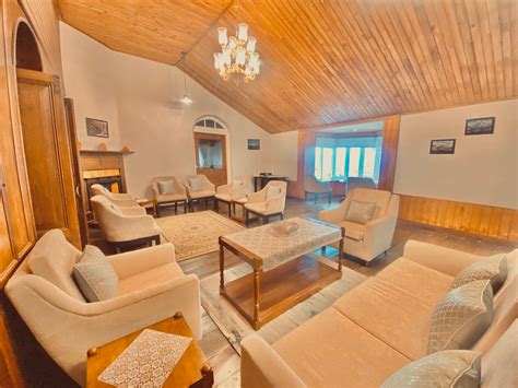 Maharanee Bungalow Darjeeling | Luxury Heritage Stay – GOODRICKE TEA
