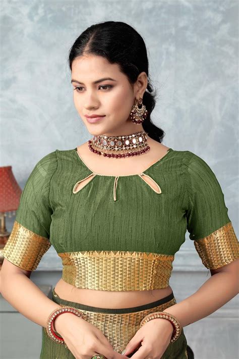 Ethnic Motifs Zari Woven Design Banarasi Saree