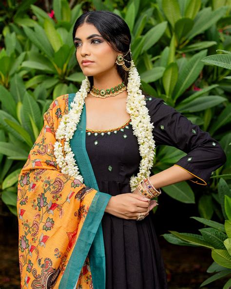 Buy Black anarkali cotton suit set for Women Online – Ambraee