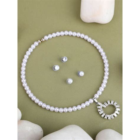 Buy Anika's Creations Pearl Hasli Single Line Gold Plated with 2 Set of ...