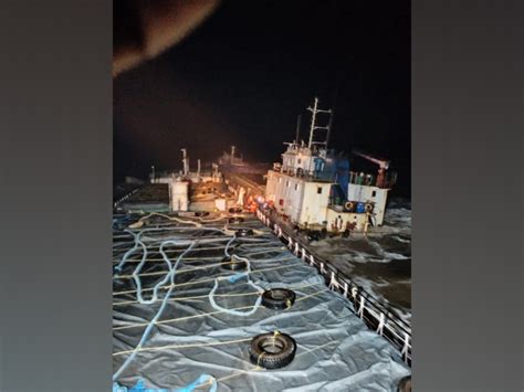 Indian Coast Guard's MV Hermeez evacuates 12 crew members of MV Kanchan ...