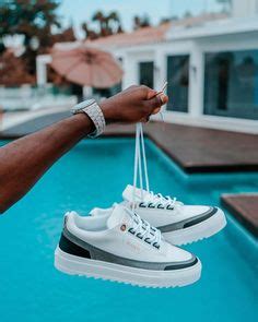 Sneakers 36 on sale