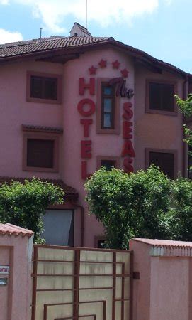 THE SEASONS BUCHAREST HOTEL - Hotel Reviews & Photos - Tripadvisor