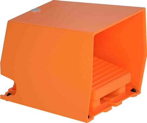 XPER310 Schneider Electric | Schneider Electric Latching Foot Switch ...