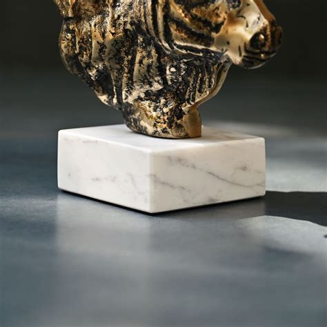 Antique Brass Bull Head Sculpture with Marble Base – Mora Taara