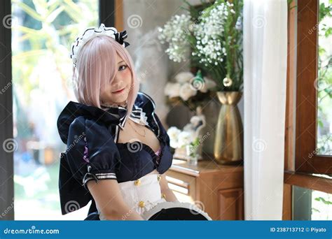 Maid’s Secret Service – Kawaii Japanese Maid Gets Double-Creamed by Master and His Big White Friend