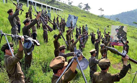 朝鲜士兵举行射击训练 谴责美韩军演_第一金融网