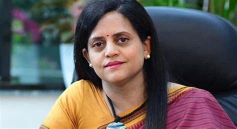 Ashwini Bhide Makes History As First Woman BMC Commissioner - BW People