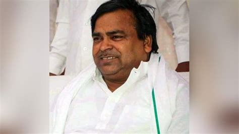 Gayatri Prajapati, former Akhilesh Yadav govt minister, gets jail for ...