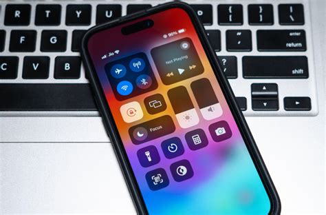 iPhone 17 Air će po performansama biti bliži Pro modelu - B92
