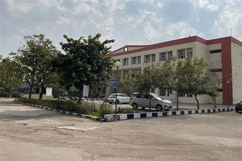 Shaheed Udham Singh College of Engineering and Technology Mohali Campus ...